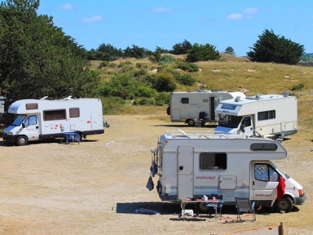 Aire de stationnement pour camping-car dans le bocage