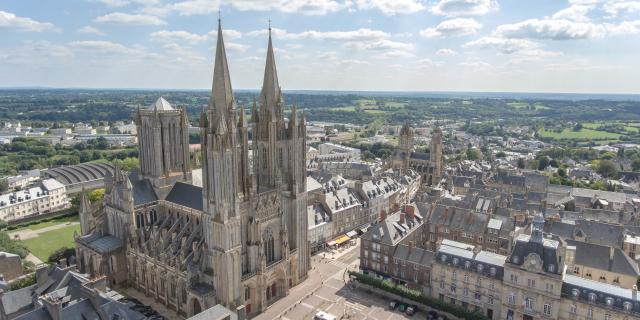 Cathédrale de Coutances vue par drone