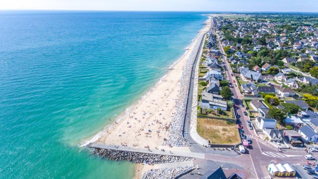 Plage d'Agon-Coutainville vue du ciel