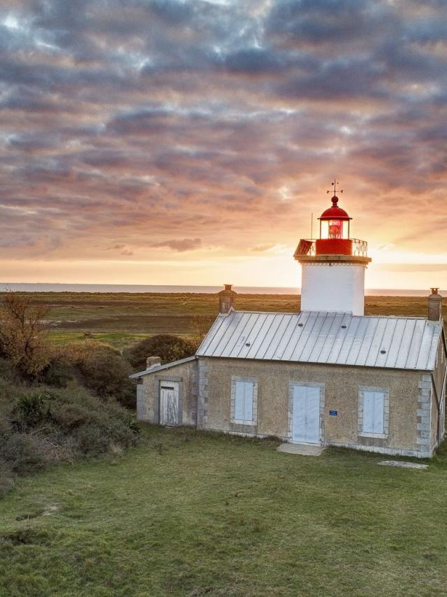 Phare de la pointe d'Agon vu par drone