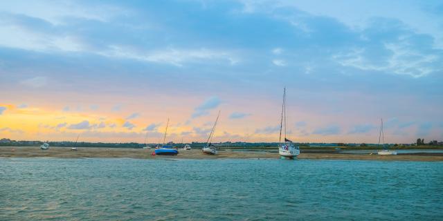 Havre de Regnéville-sur-Mer au coucher du soleil