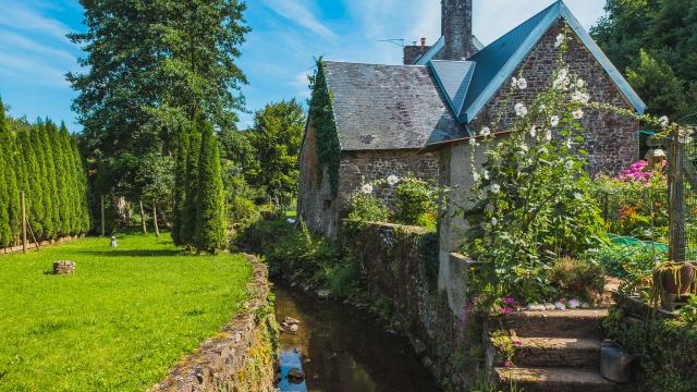 Moulin dans le quartier de la planche à Gavray sur Sienne