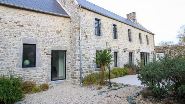 Gîte Regneville Sur Mer lebouteiller raymonde