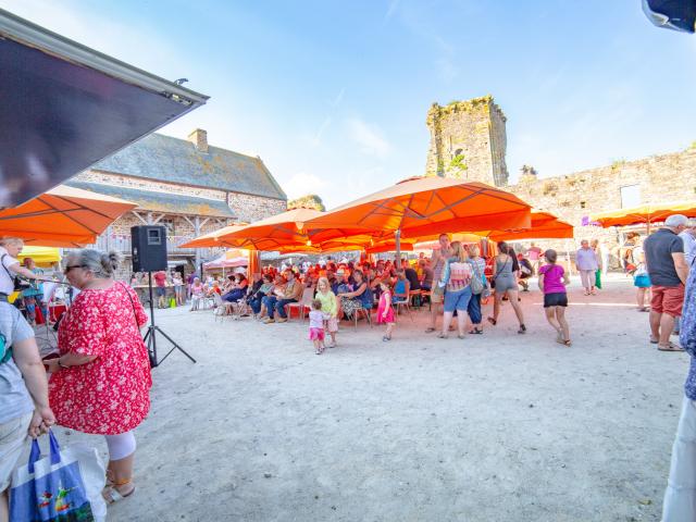 Etals du marché de Regnéville sur Mer