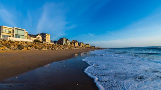 Vague Plage Agon Coutainville Teddy Bear (1)