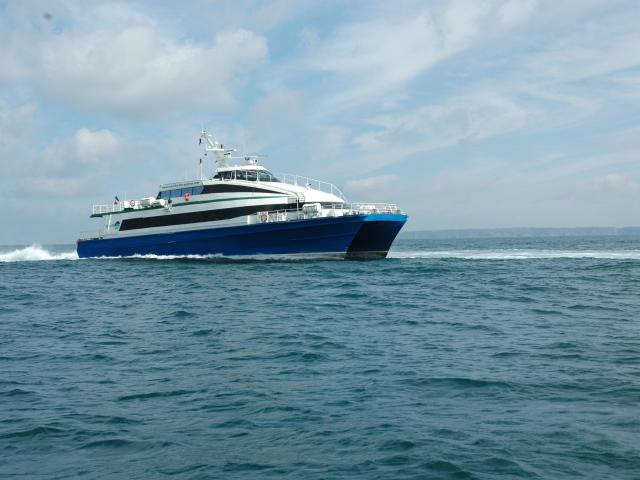 Navettes de manche iles express vers les îles anglo normandes