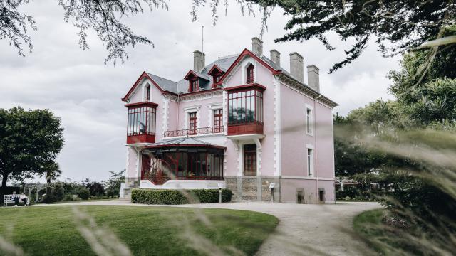 Granville donville les bains villa christian dior