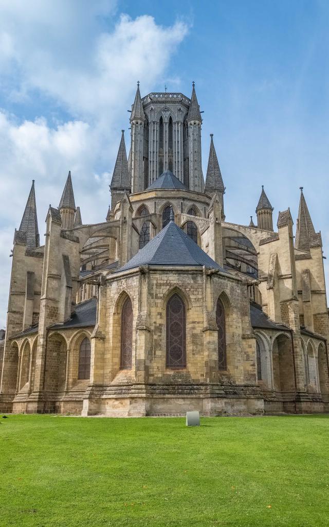 Cathédrale de Coutances depuis l'arrière