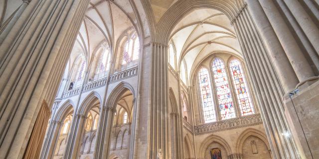 intérieur de la Cathédrale De Coutances