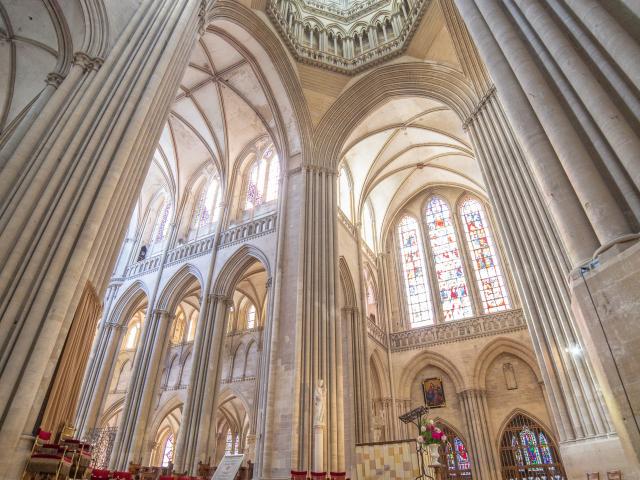 intérieur de la Cathédrale De Coutances