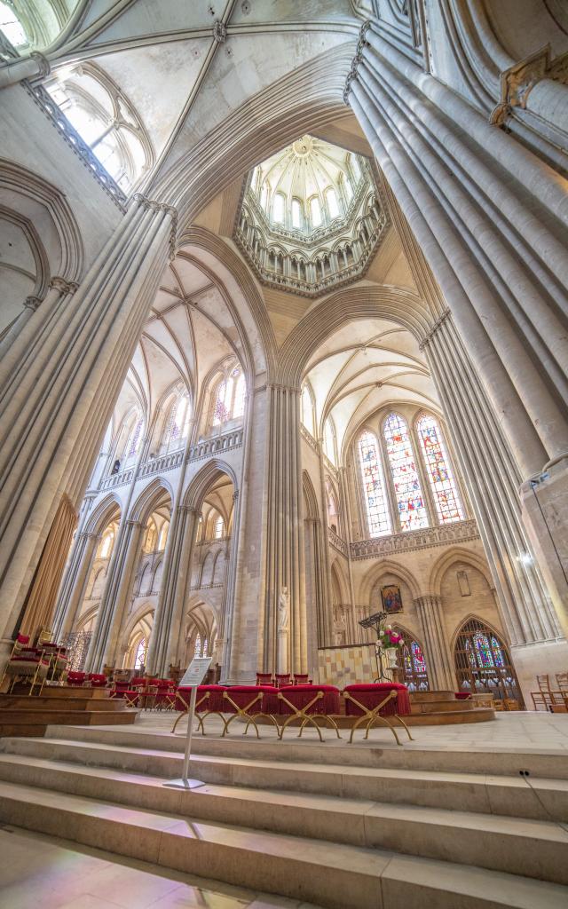 Intérieur de la cathédrale de Coutances