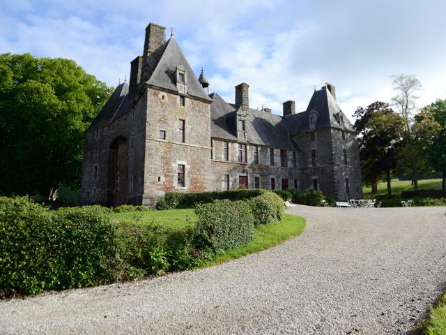 Chateau De Cerisy La Salle 2