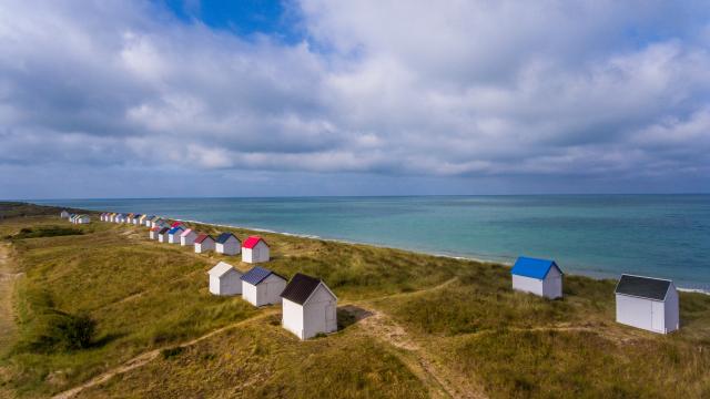 cabines de gouville-sur-mer vues du ciel