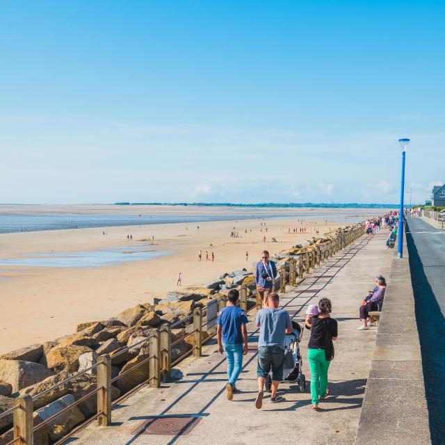 Digue promenoir de Hauteville-sur-Mer