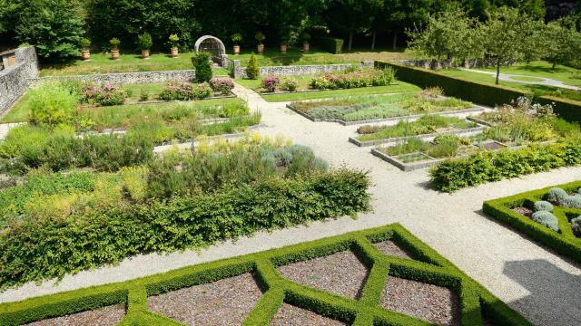 Jardin Du Musée Tancrède De Hauteville La Guichard