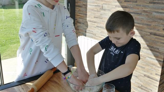 Recette Maison Enfants Tarte Aux Pommes Gastronomie Terroir (8)