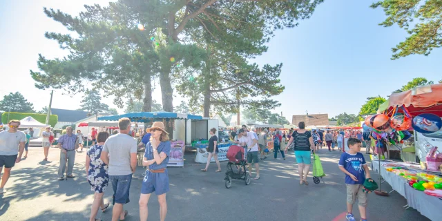 Marché de Hauteville sur Mer