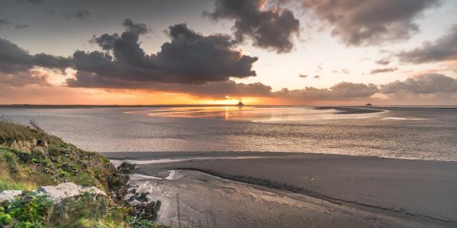 Coucher de soleil sur la baie du Mont-Saint-Michel