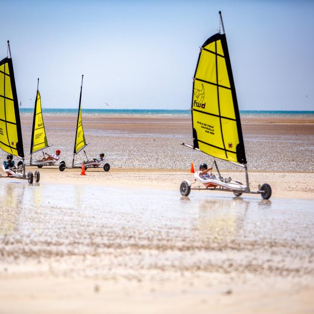 Char à Voile à Hauteville Sur Mer ©jimprod Coutances Tourisme