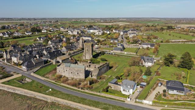 Chateau de regnéville sur Mer