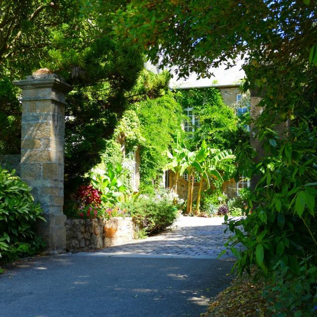 Jardin Des Plantes De Coutances ©coutances Tourisme