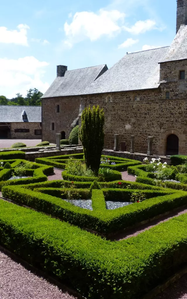 Abbaye De Hambye 4 ©coutances Tourisme