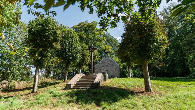 Chapelle De Lengronne