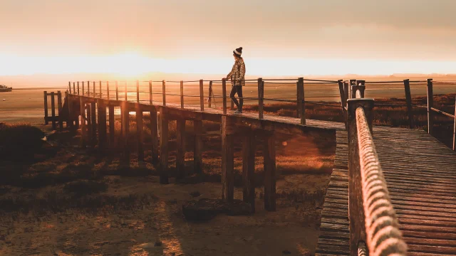 La pointe d'Agon au coucher de soleil