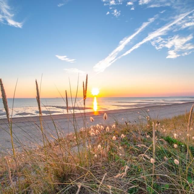 Coucher De Soleil A La Pointe Dagon