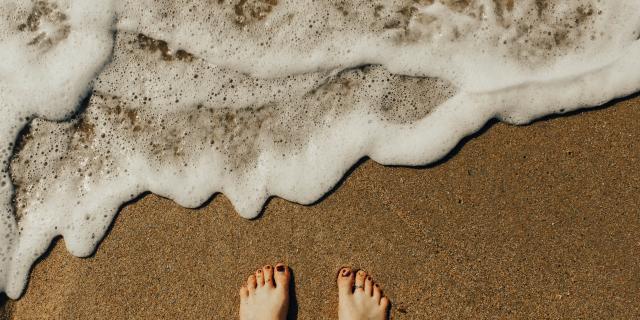 Pieds Sur La Plage