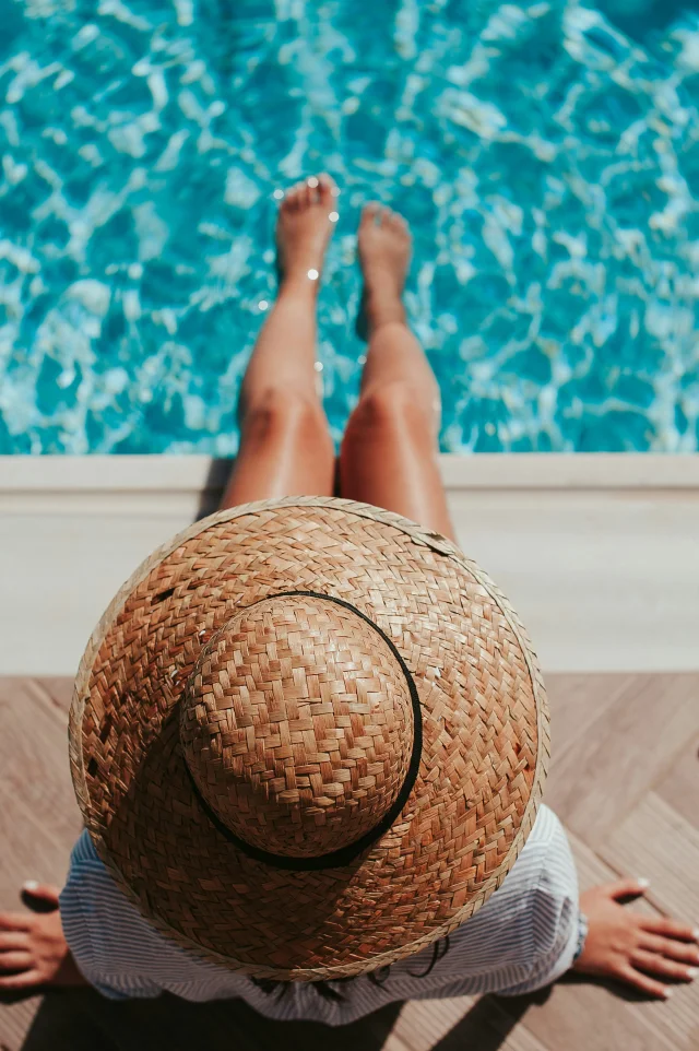 Au Bord De La Piscine A Coutances Mer Et Bocage