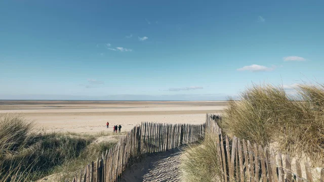 Plage De Montmartin Sur Mer 2