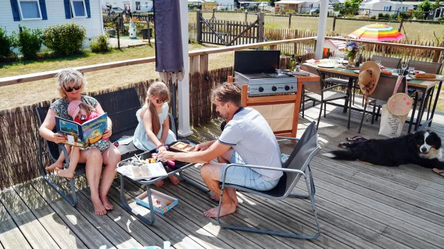 Famille Au Camping A Coutances Mer Et Bocage